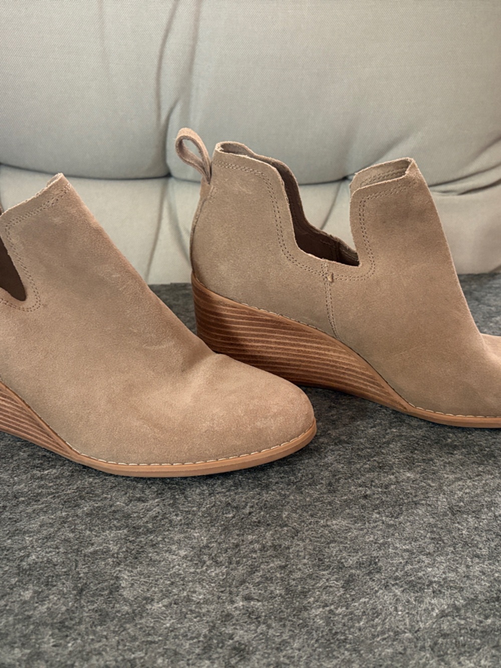Women’s Toms Taupe Suede Chelsea Ankle Boots